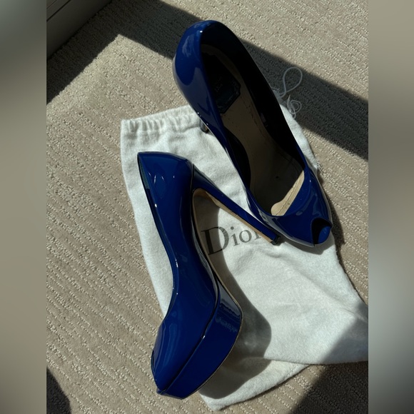 Dior Miss Dior Peep Toe Platform Pumps - Blue Patent Leather, Size 40.5 - Picture 3 of 9